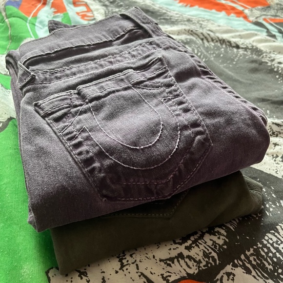 2 Pears - True Religion Woman’s Jeans - Picture 1 of 5